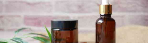 Gli straordinari benefici degli oli naturali sulla pelle