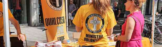 Volontari di Scientology promuovono i valori umani a Bergamo