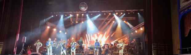 L’omaggio alla band svedese ABBA debutta al Teatro Rossetti di Trieste
